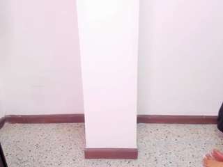 chubby-sexy webcam model stream image