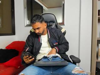 Marc Roys webcam model stream image