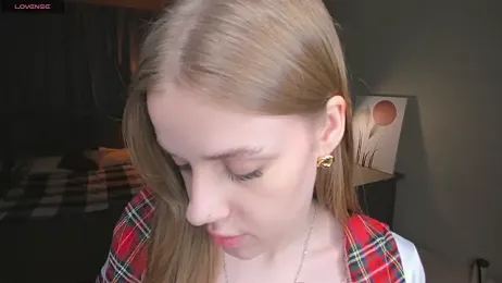 OdellaFrake webcam model stream image