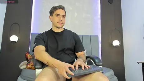 Liam_walk_ webcam stripchat model stream image