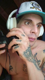 taruated24 webcam model stream image