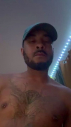 Loloo27 webcam model stream image