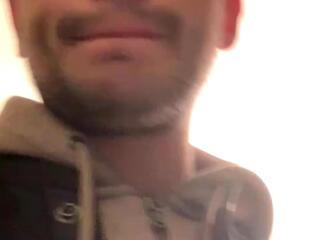 Milky Mike webcam model stream image