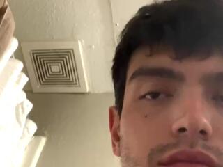 Milky Mike webcam model stream image