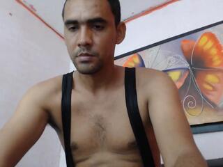 Aaron King webcam model stream image