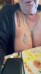 sophia68milf webcam model stream image