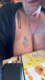 sophia68milf webcam model stream image