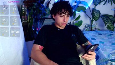 Magnuz1999 webcam cam4 model stream image