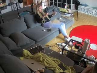 voyeurcam-julmodels-living-3 webcam model stream image