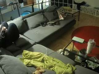 voyeurcam-julmodels-living-3 webcam model stream image