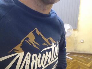 Robinzon webcam model stream image