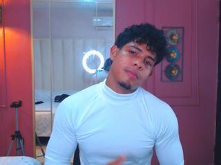 Xavier Bryant webcam model stream image