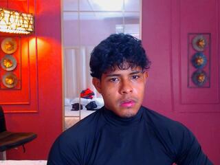 Xavier Bryant webcam model stream image