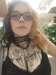 whatevaandissues webcam stripchat model stream image