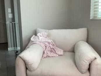 bellaxxboo webcam model stream image