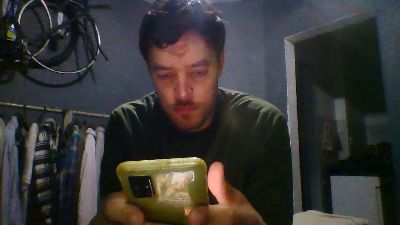 Hellmans webcam model stream image