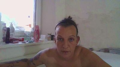 LovelyFlocke webcam model stream image