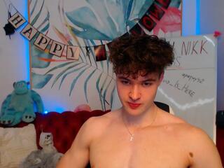 Nikk Carville webcam model stream image