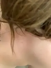 FlashTitsRoyal webcam model stream image