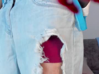 logantwink18 webcam model stream image