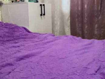 SweetStrawberry1 webcam model stream image