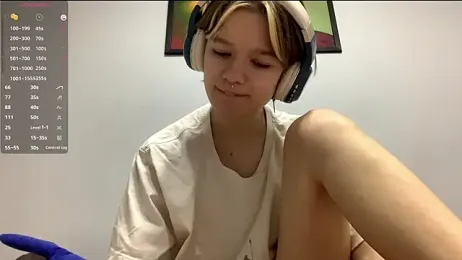 LorRebak webcam stripchat model stream image