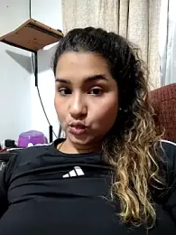 BrendaGirs webcam model stream image