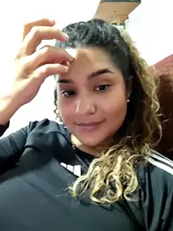 BrendaGirs webcam stripchat model stream image