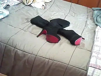Cugi00 webcam model stream image