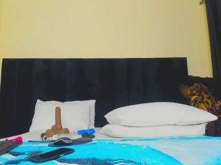 cutie-bootie webcam model stream image