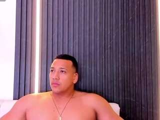 max-turner1 webcam model stream image