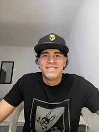 Maximuz1920 webcam model stream image