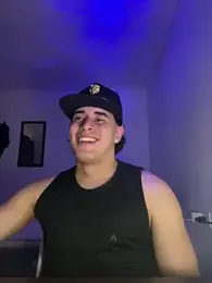 Maximuz1920 webcam model stream image