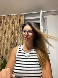 NadiraNoor webcam model stream image