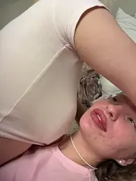 elloriah webcam stripchat model stream image