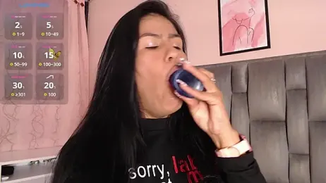 Ailyn-9 webcam model stream image