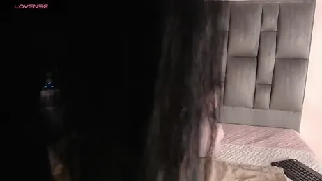 Ailyn-9 webcam model stream image