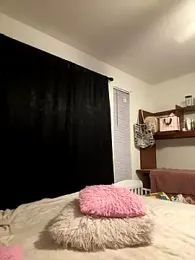 thatonelightskinn webcam model stream image