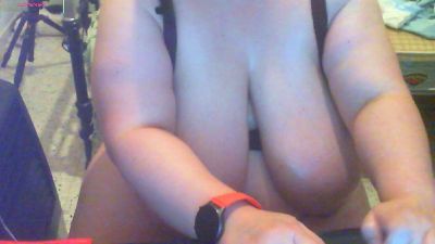 Maebis webcam cam4 model stream image