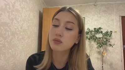 LashawnKahanek webcam cam4 model stream image