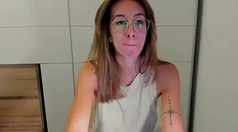 DesireMore90 webcam model stream image