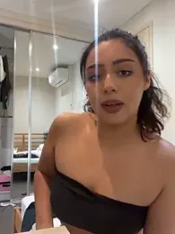 chloerossi18 webcam model stream image