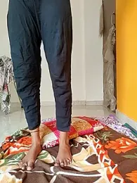 Shivani2002 webcam model stream image