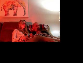 Kendra-Tom webcam model stream image