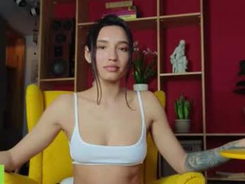 tia_j webcam chaturbate model stream image