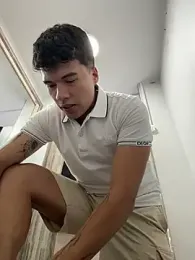 Logan_smith1 webcam stripchat model stream image