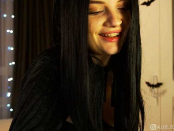 AliceCost webcam model stream image