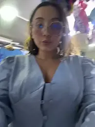 Kay_LustyWife webcam model stream image