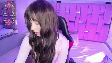 ZharaLux webcam model stream image