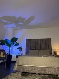 milaivanova webcam model stream image